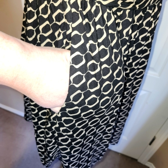 Geo babydoll dress in size Large NWT - Picture 10 of 14